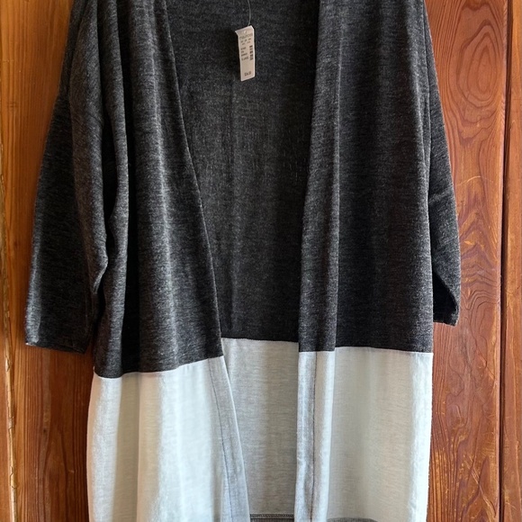 Colorblock Cardigan - Picture 4 of 4